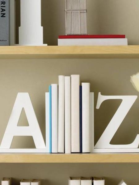 Suporte de livros - Letras